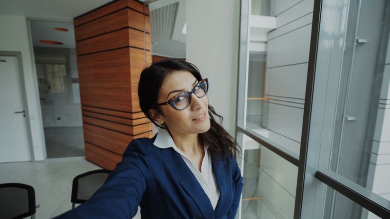 Sophie Laurent - Customer Experience Lead at Round table pizza